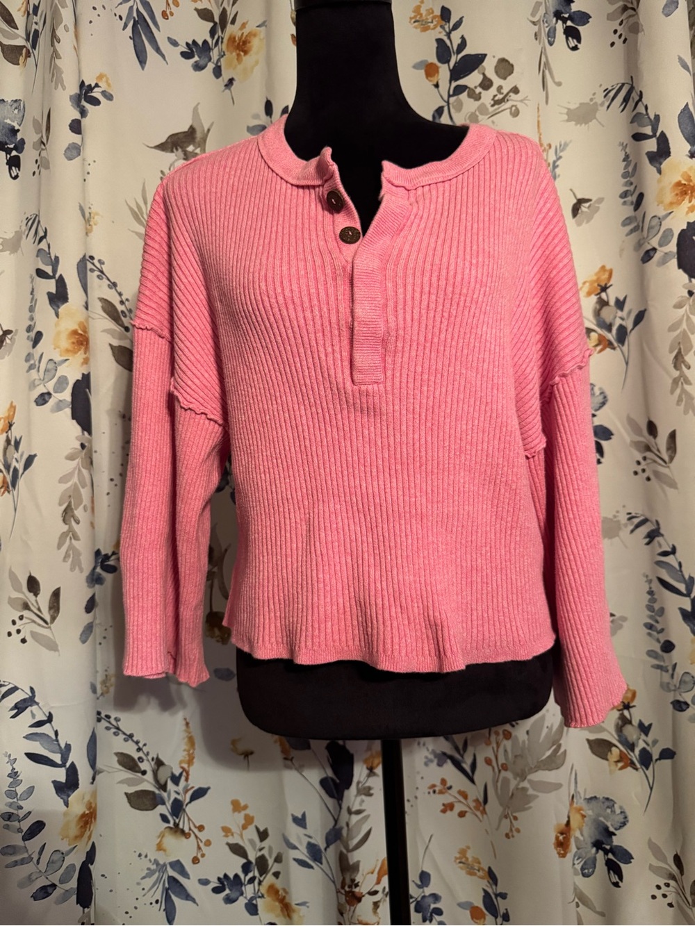 Women's Pink Ribbed Henley Sweater urban Size Large B9